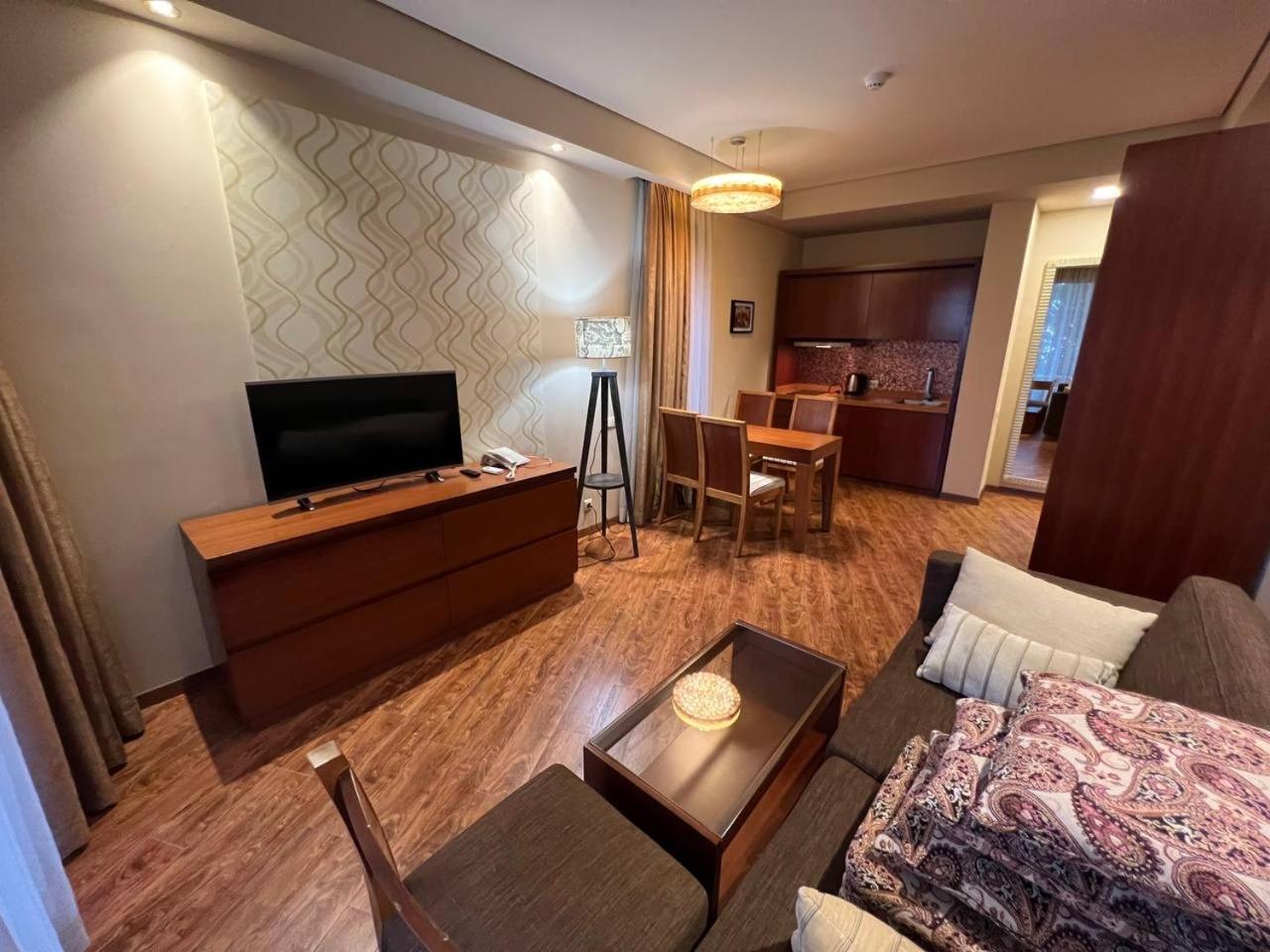 Luxury Oasis Apartment Chakvi Room photo