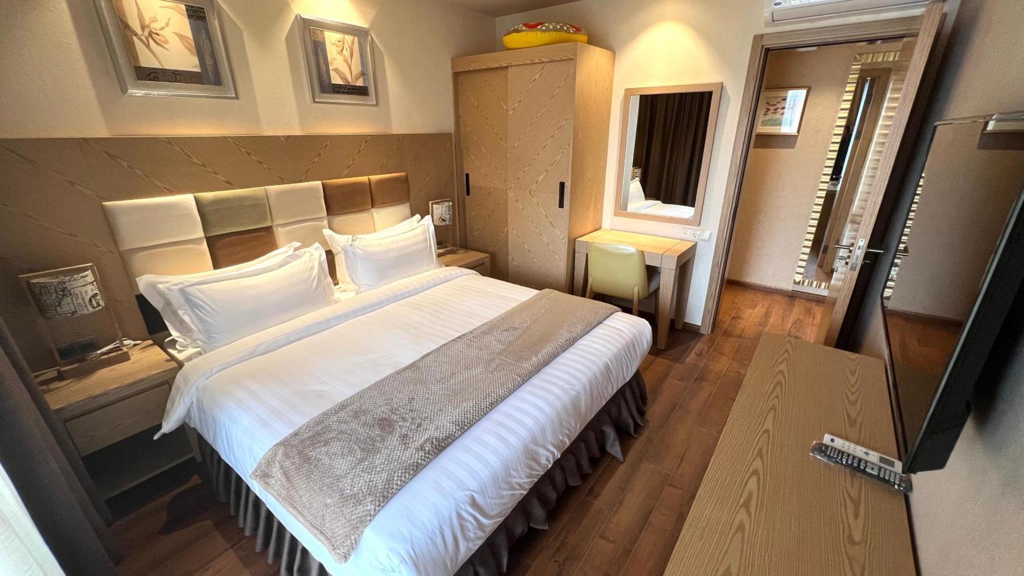 Luxury Oasis Apartment Chakvi Room photo
