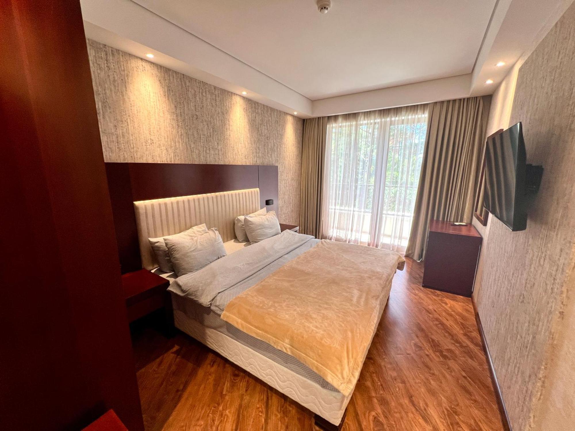 Luxury Oasis Apartment Chakvi Room photo